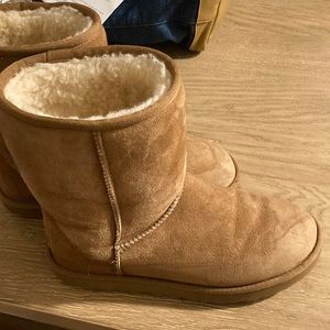 UGG boots size 8